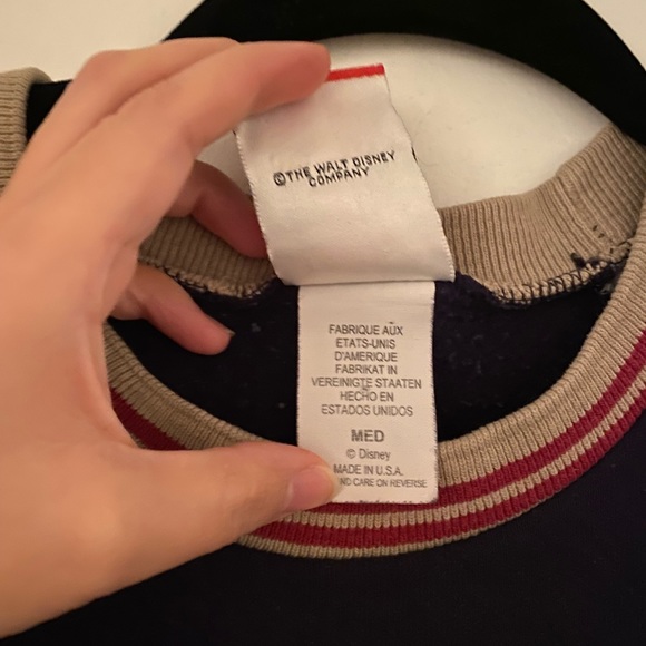 Vintage Mickey sweatshirt 💫 - Picture 4 of 5